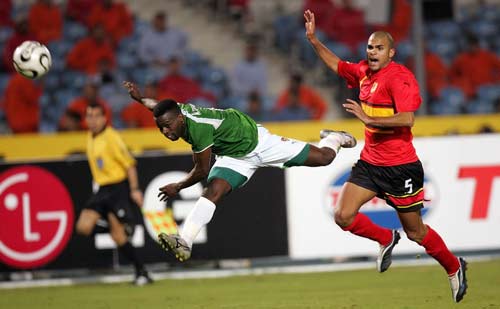 阿根廷警方突袭皮拉尔房产查获54辆豪车，涉足协官员代理人案（阿根廷警方搜查皮拉尔一处物业，扣押54辆豪车，涉足协官员与经纪人案）