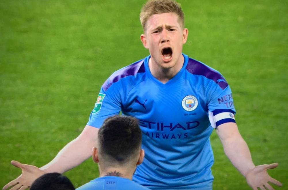 名记：字母哥即将得到3亿美元续约，各队高管对此有些犹豫（名记：字母哥或将达成3亿美元续约，多队高管态度谨慎）