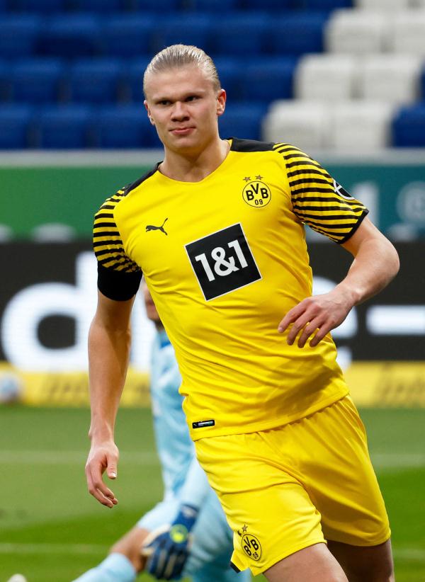 沈阳市委副书记李鹏宇：沈阳是辽沈足球的核心代表（沈阳市委副书记李鹏宇称沈阳是辽沈足球的中坚力量）