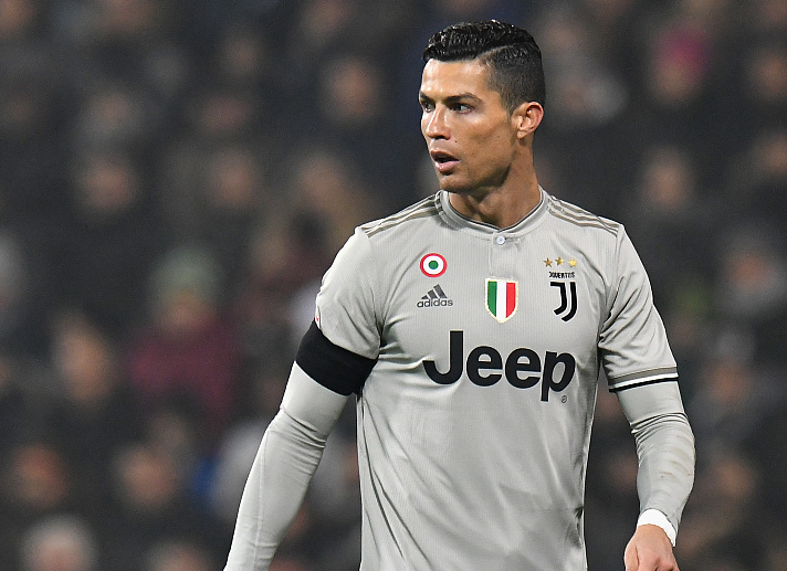 东契奇第三节单节轻取12分，三节得分来到30分（东契奇第三节再砍12分，三节累计30分）