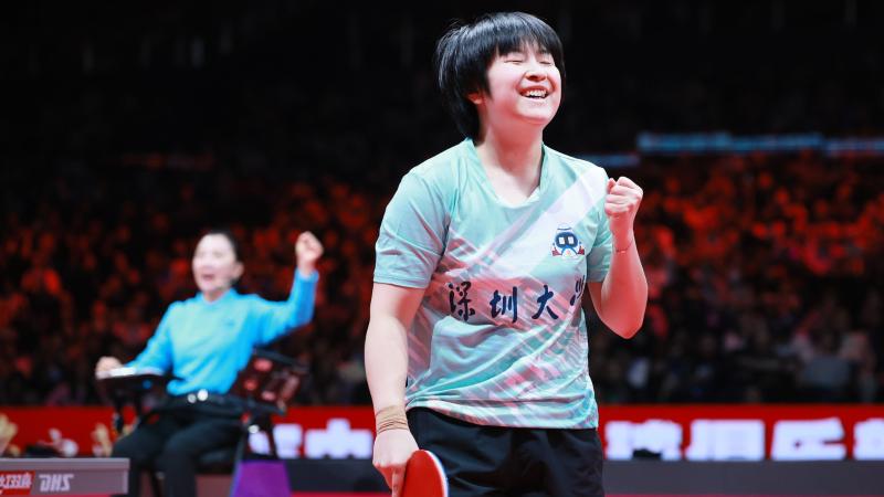 足球国足替补席贡献大，两人替补破门（国足板凳发威，两名替补相继破门）