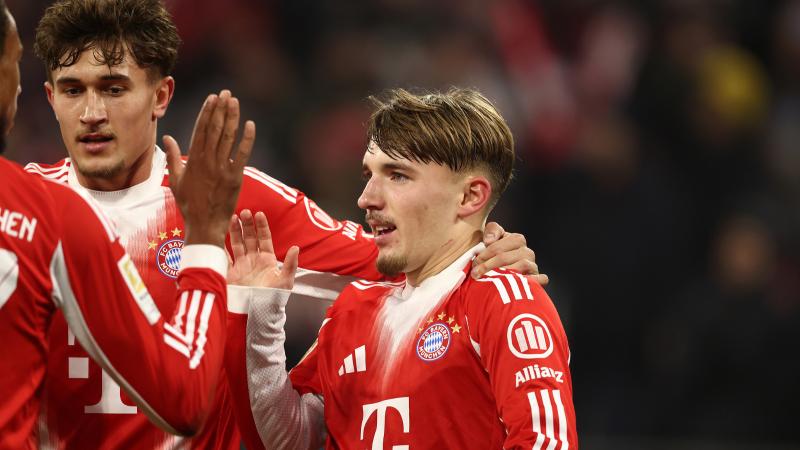 记者：申花队已于昨晚返回上海，迎来5天假期进行休整（记者：申花昨夜返沪，开启为期5天的假期休整）