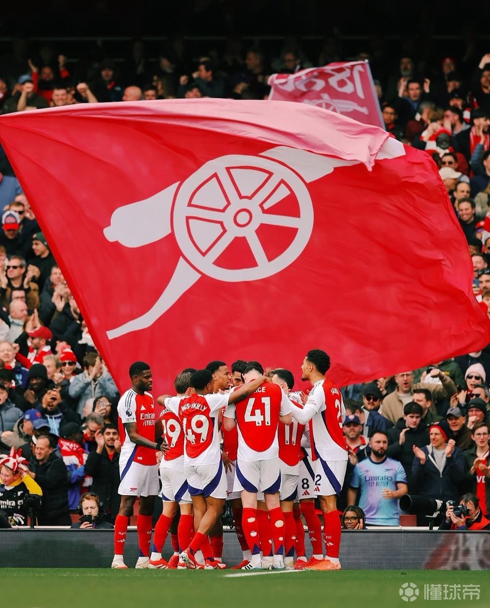 篮球篮网主力中锋脚踝扭伤，伤势待评估（篮网首发中锋脚踝扭伤，伤情待进一步评估）