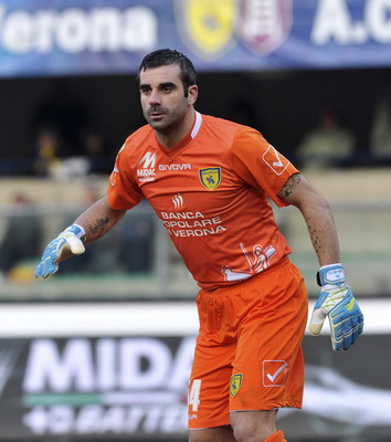 克莱谈莫兰特：说的都是些没脑子的话，没有任何深度（克莱评莫兰特：言辞欠思考，毫无深度）