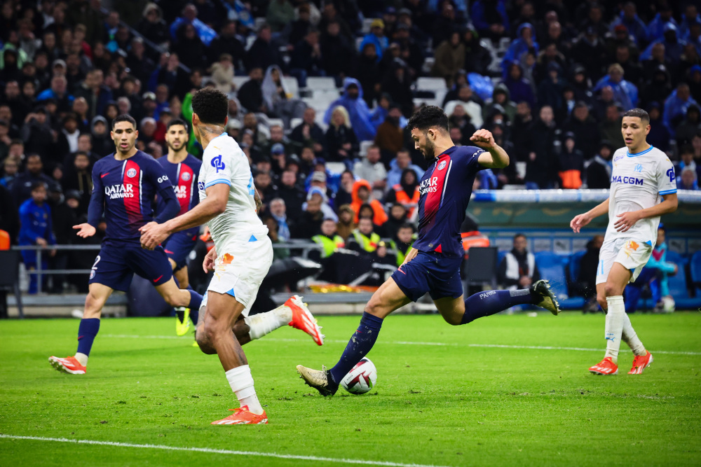 意甲最新积分战报：两大强队落败，榜首易主，争冠形势乱了（意甲积分最新形势：两豪门失利，头名易位，冠军悬念陡增）