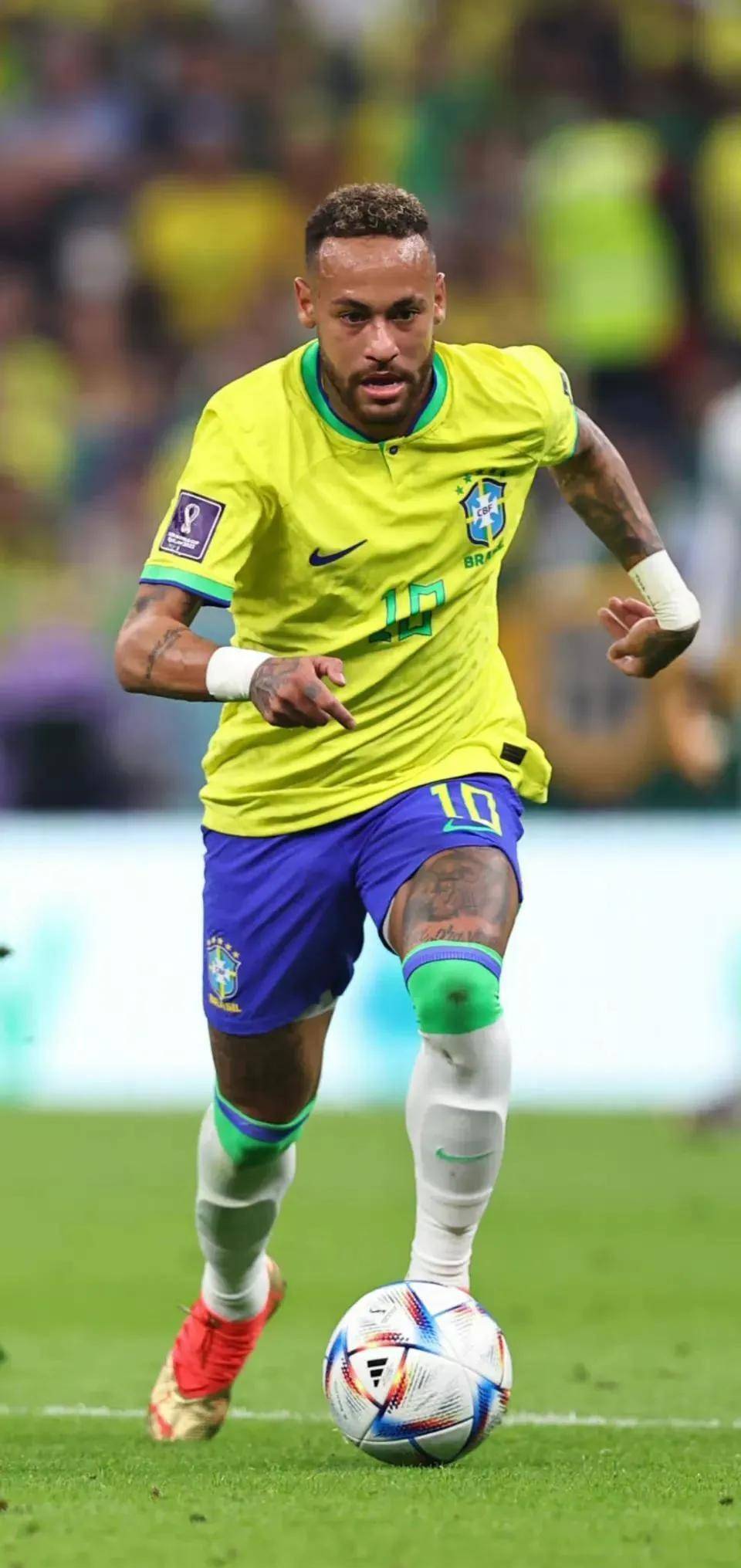 TA：皇马后卫赫伊森腹股沟不适，将接受扫描检查（TA：皇马后卫赫伊森腹股沟不适，将进行扫描评估）