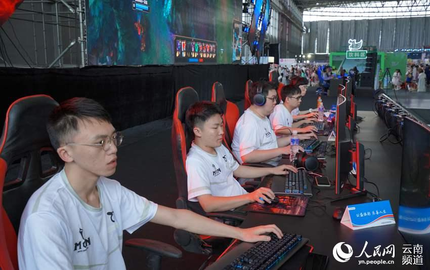 与观众也对 与观众也对